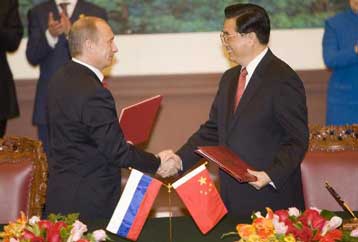 Σε επίσημη επίσκεψη στη Ρωσία ο Κινέζος πρόεδρος με άξονα το ενεργειακό