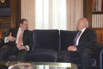 Για τη Διακήρυξη του Βερολίνου ενημέρωσε τον Πρόεδρο της Δημοκρατίας ο πρωθυπουργός