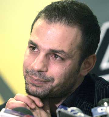 Απαγορεύεται να τους βρίζει κανείς, λέει ο Νικολαΐδης για τους διεθνείς