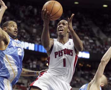 Νίκη στην παράταση για τους Πίστονς επί των Νάγκετς με 113-109