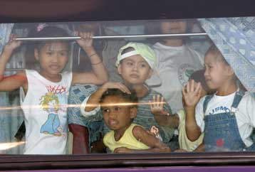 Υπόθεση ομηρείας μαθητών στη Μανίλα με τους απαγωγείς να έχουν «κοινωνικά» αιτήματα