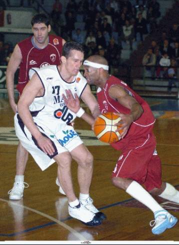 Βήμα παραμονής για την ΑΕΛ επί του Μακεδονικού που πέφτει, 67-62