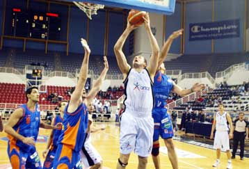 Έχασε από την Ολύμπια, έχασε και την ευκαιρία να περάσει τέταρτος ο ΠΑΟΚ