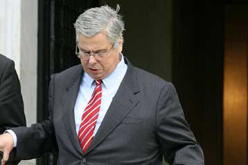 Διακοπή ως τις 12 Απριλίου της δίκης των πρώην στελεχών της ΔΕΚΑ