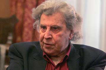 Στο πλευρό του Αρχιεπισκόπου ο Μ.Θεοδωράκης, με αφορμή το βιβλίο Ιστορίας