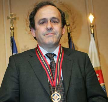 Μηδέν ανοχή στο θέμα της βίας ζητά ο Μισέλ Πλατινί από τις ευρωπαϊκές Ομοσπονδίες