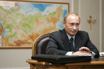 Απορρίπτει ο Πούτιν «φωνές» για συνταγματική αλλαγή με στόχο τρίτη θητεία