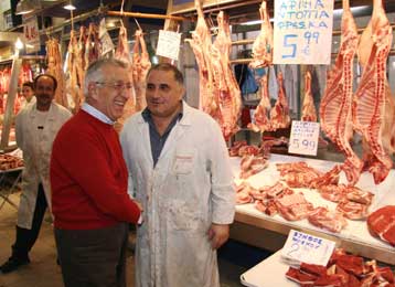 Επίσκεψη του δημάρχου Αθηναίων Ν.Κακλαμάνη στην Βαρβάκειο Αγορά