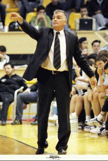 ΑΕΚ και Περιστέρι βρήκαν κλειστή την πόρτα του ΟΑΚΑ εξαιτίας της απαγόρευσης