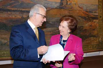 Στην πρόεδρο της Βουλής επιδόθηκε η έκθεση πεπραγμένων του ΕΣΡ