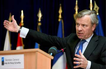 Χωρίς πίεση ή καθυστέρηση η απόφαση για το Κόσοβο, λέει ο γγ του ΝΑΤΟ