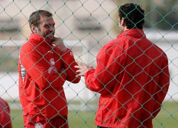 Προπόνηση χωρίς τον τραυματία Ανατολάκη και τον αδειούχο Σέζαρ για τον Ολυμπιακό