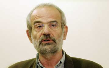 Για «κατάσταση μεσαίωνα» στις φυλακές μίλησε ο Αλέκος Αλαβάνος