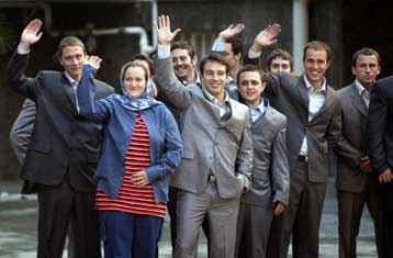 Τέλος στην κρίση Λονδίνου-Τεχεράνης με την απελευθέρωση των 15 Βρετανών ναυτών