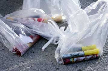 Το ρόλο δύο προσώπων στην αιματηρή συμπλοκή της Παιανίας ερευνά η αστυνομία