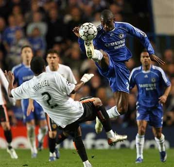 Ελαφρύ προβάδισμα για Ρόμα και Βαλένθια έναντι Μάντσεστερ κια Τσέλσι