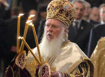 Στους περιορισμούς προς το Οικουμενικό Πατριαρχείο επανέρχεται το Στέιτ Ντιπάρτμεντ