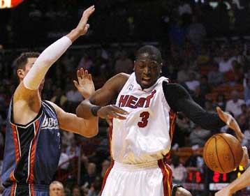 Χάλασαν το πάρτι του Ουέιντ οι Μπόμπκατς, 111-103 μέσα στο Μαϊάμι