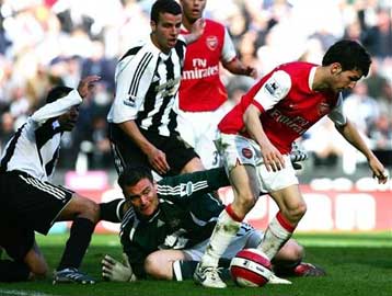 Απαλλάχθηκε από το άγχος του υποβιβασμού η Μάντσεστερ Σίτι