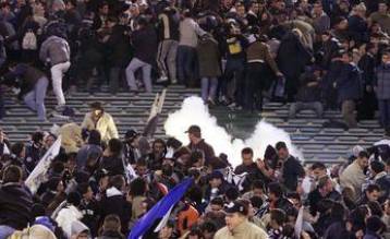 Η Γιουβέντους νίκησε τη Νάπολι μετ επεισοδίων στο Τορίνο