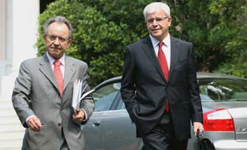 Επί ποδός κυβέρνηση και ΔΕΗ για την αποφυγή μπλακ άουτ το καλοκαίρι