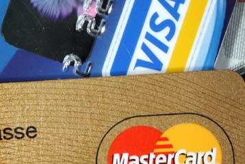 Στα 179,4 δισ. ευρώ το χρέος επιχειρήσεων και νοικοκυριών προς τράπεζες