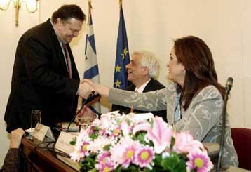 Την κύρωση της Σύμβασης του ΟΗΕ κατά της διαφθοράς προωθεί η κυβέρνηση