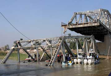 Τεμαχισμό της Βαγδάτης προωθούν οι ΗΠΑ για να ελέγξουν τη δράση των ανταρτών