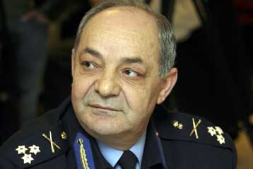 Τροχαίο ατύχημα στην Πειραιώς είχε ο αρχηγός της Πυροσβεστικής