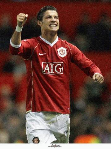 Νέο συμβόλαιο πενταετούς διάρκειας με τη Μάντσεστερ υπέγραψε ο Κριστιάνο Ρονάλντο