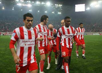 Επιστροφή στο πρωτάθλημα με ενδιαφέροντα ματς στην κορυφή και την «ουρά»