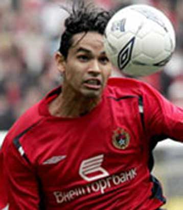 Δεν έχω νέα από τον Ολυμπιακό, λέει ο μάνατζερ των Ντούντου και Λαβ