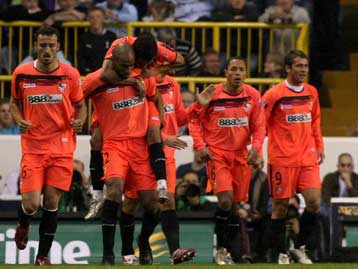 Μεγάλο ντέρμπι στην 30ή ημέρα της primera division ανάμεσα σε Βαλένθια και Σεβίλη