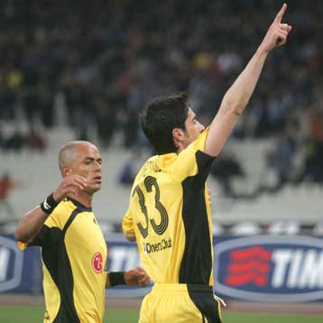 Ανατροπή από την ΑΕΚ με χατ τρικ του «Λύμπε» και 5-2 επί του Αιγάλεω