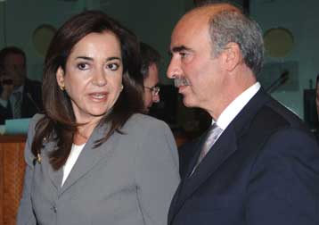 Ερώτηση Καρχιμάκη για τις αναχαιτίσεις ελληνικών μαχητικών από τουρκικά F-16