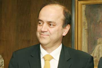 Τα Ταμεία δεν έχασαν, επιμένει ο Σ.Τσιτουρίδης