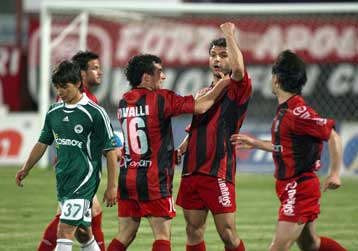 Λάθος η επιλογή του Μπούσι στους υποψήφιους MVP παραδέχθηκε ο Αντωνιάδης
