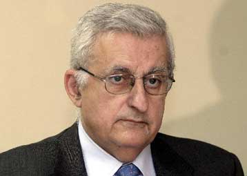 Κουκουλοφόροι αφόπλισαν τον φρουρό του προέδρου του Αρείου Πάγου