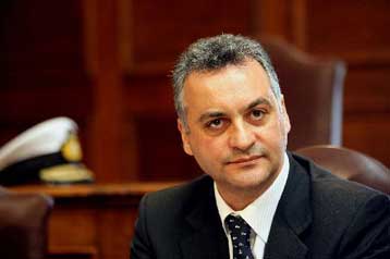 «Αυτόκλητους τηλεδικαστές» καταγγέλλει ο Μανώλης Κεφαλογιάννης