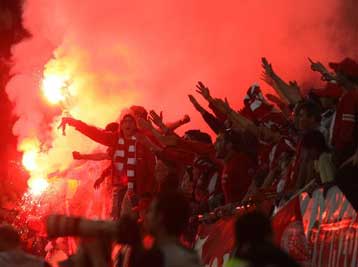 Επιστροφή στη Σούπερ Λίγκα με τον Ολυμπιακό τρεις βαθμούς μακριά από την στέψη