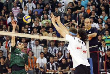 Ισοφάρισε τη σειρά με τον ΠΑΟΚ ο Παναθηναϊκός – «Κάρφωσε» ο Ηρακλής τον Ολυμπιακό