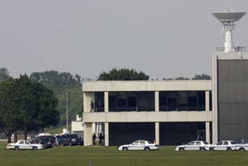 Νεκροί ο ένοπλος και ένας όμηρος στο Διαστημικό Κέντρο της NASA στο Χιούστον