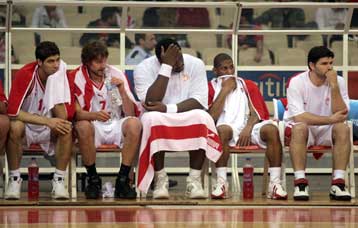 Ο Αρης προσπέρασε ξανά τον Ολυμπιακό, κινδυνεύει η ΑΕΚ, σώθηκε το Αιγάλεω