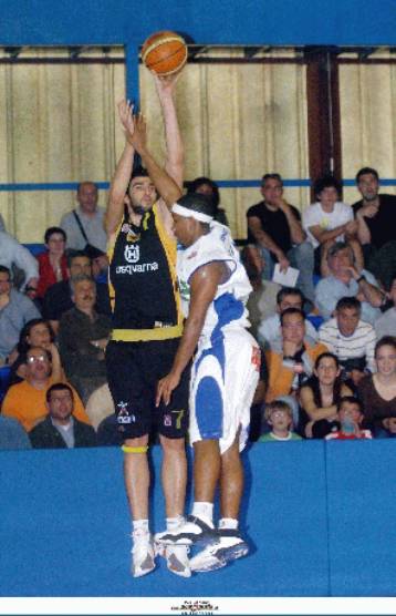 Παραμένει στο παιχνίδι της τέταρτης θέσης ο Πανελλήνιος, 77-70 την Ολύμπια