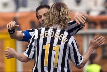 Έχει πάρει φόρα η Γιουβέντους, νίκησε και την Τζένοα