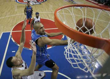 Το Νιού Τζέρσεϊ πέρασε νικηφόρα από το Τορόντο, «μίλησαν» οι υπόλοιπες έδρες