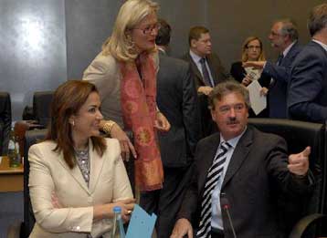 «Πράσινο» φως από τους Ευρωπαίους ΥΠΕΞ για την εφαρμογή των κυρώσεων στο Ιράν