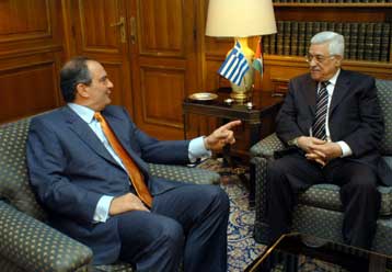 Αρση του εμπάργκο εις βάρος των Παλαιστινίων ζήτησε από την Αθήνα ο Μ.Αμπάς