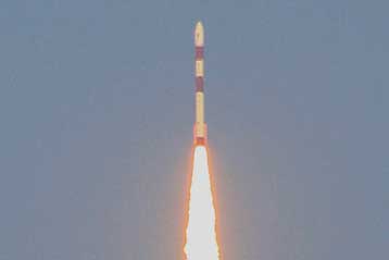 Επιτυχής η πρώτη εμπορική εκτόξευση δορυφόρου από την Ινδία