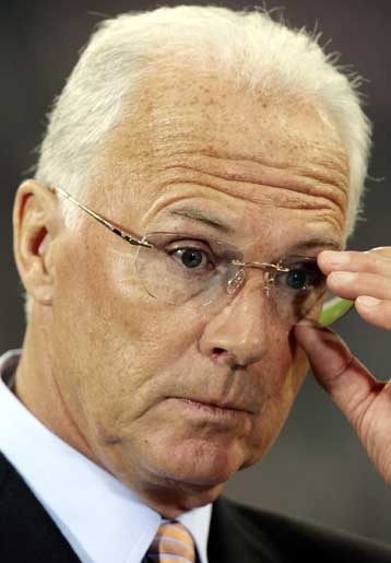 Ανάγκη ριζικής ανανέωσης στην Μπάγερν «βλέπει» ο Φραντς Μπεκενμπάουερ